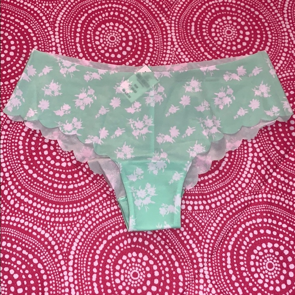 Cheekster/Tanga from PINK Victoria’s Secret - Picture 4 of 7